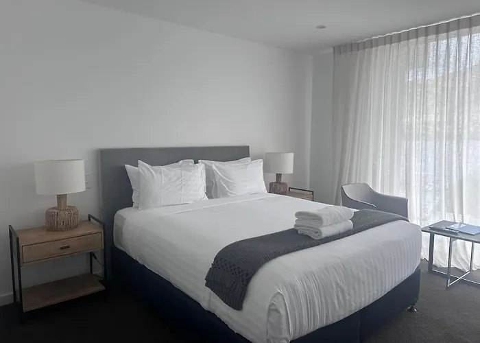 Lakeside Penthouse 瓦纳卡