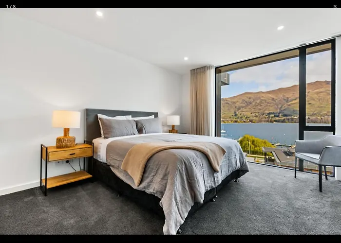 Lakeside Penthouse 瓦纳卡