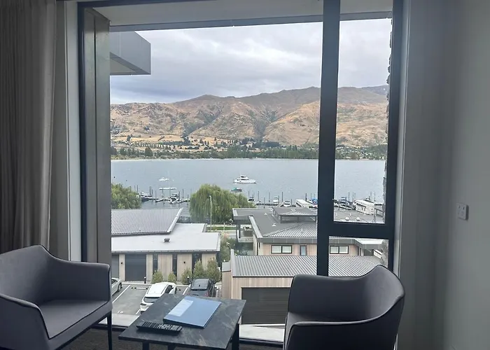 Lakeside Penthouse * 瓦纳卡